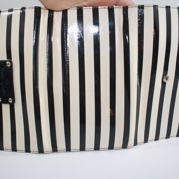 Kate Spade wallet, black and white stripe - Picture 5 of 5